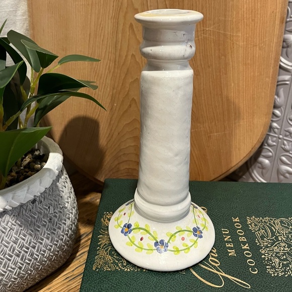 HAND-PAINTED PORTUGUESE CERAMIC CANDLE HOLDER – VINTAGE CHARM - Picture 2 of 7